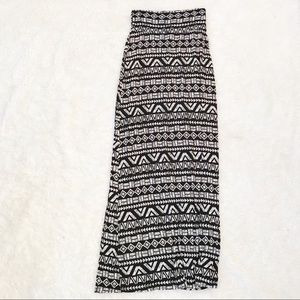 🏹 Tribal patterned Maxi long skirt